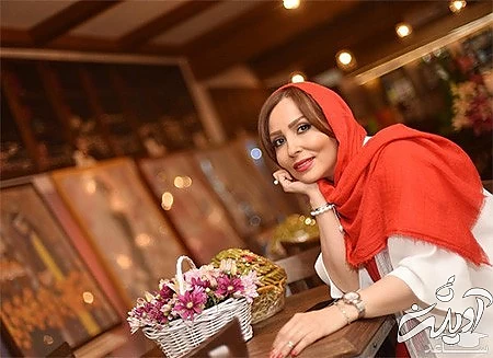  پرستو صالحی